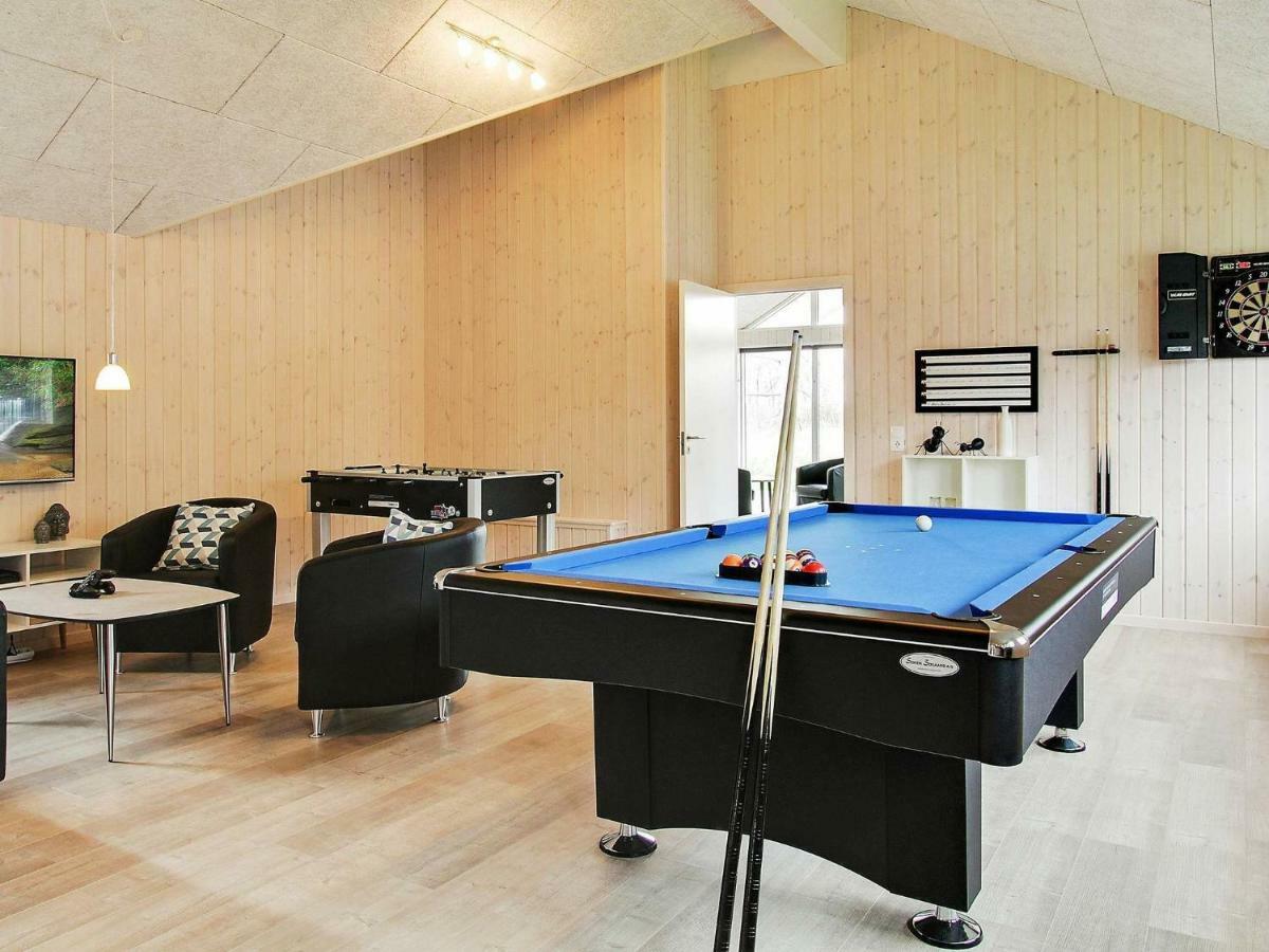 18 Person Holiday Home In Hasselberg Kappeln Exterior photo